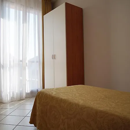Alla Nave Hotel 3*